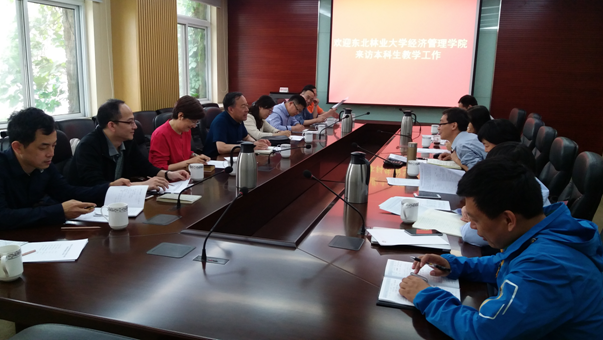 新葡的京集团4321到北林、中农等地考察交流